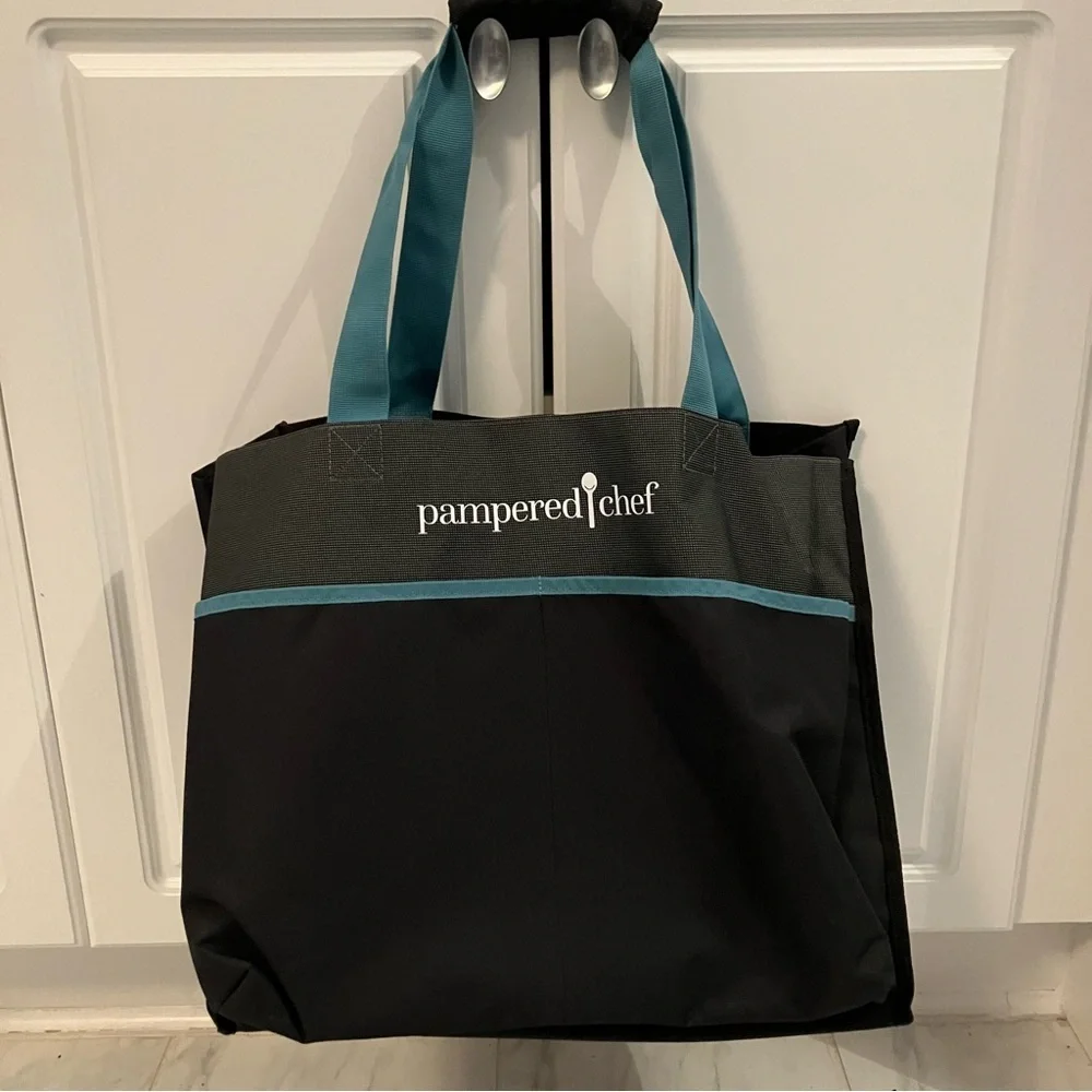 Pampered chef large carry all tote with 2 compartments. EUC! - Picture 1 of 7